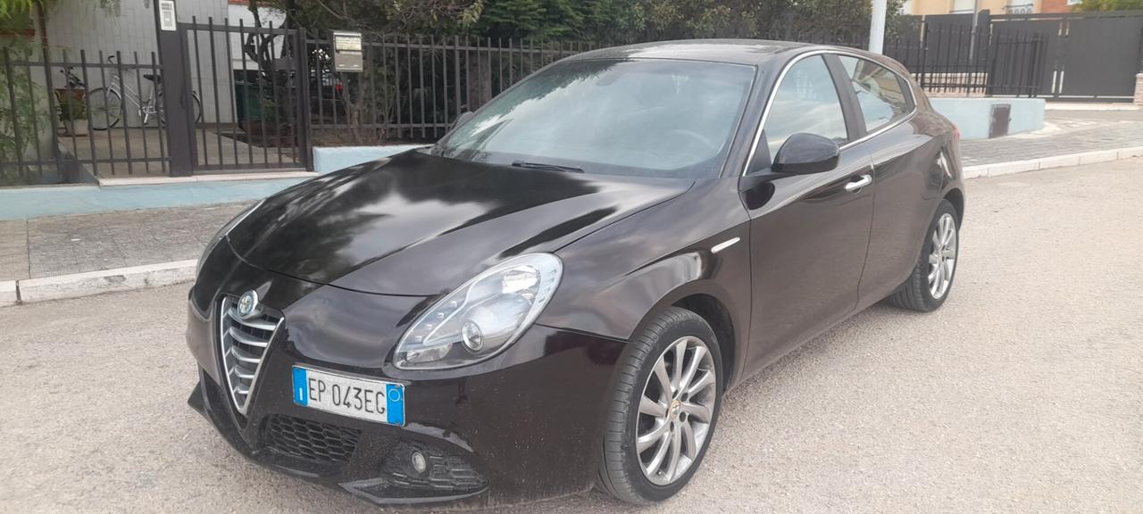 Alfa Romeo Giulietta 1.6 JTDm-2 105 CV Exclusive