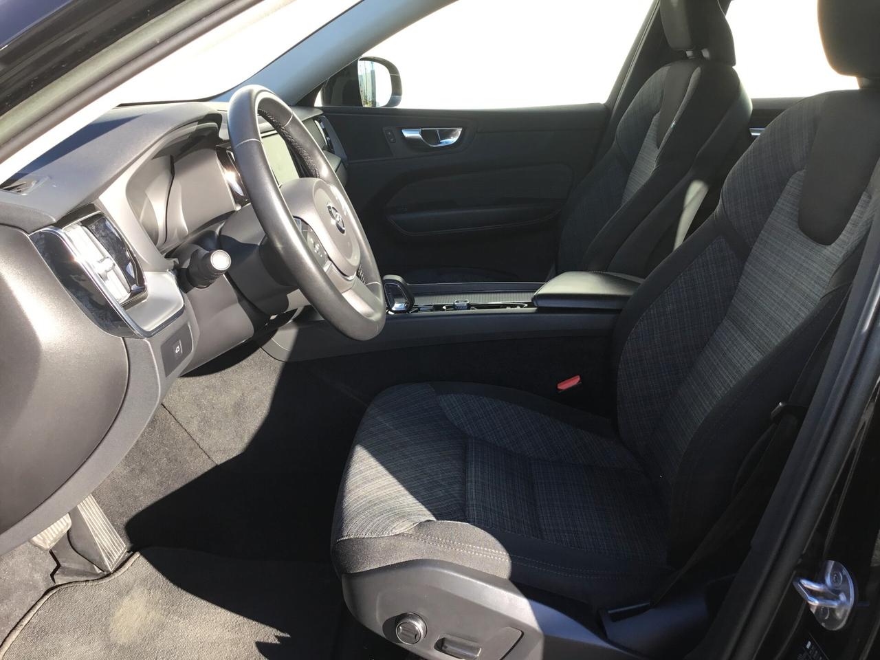 Volvo XC 60 XC60 B4 (d) automatico Core