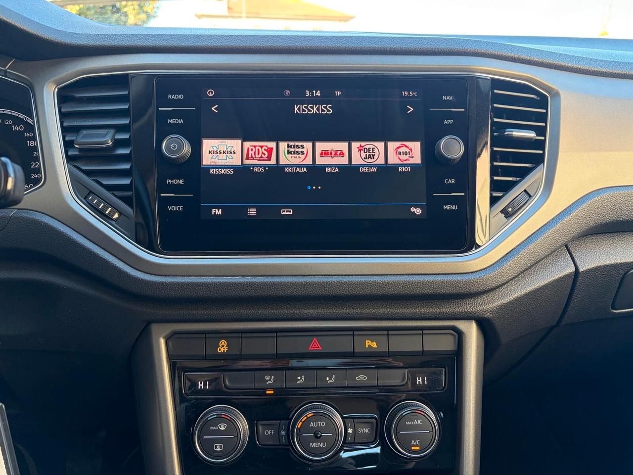 Volkswagen T-Roc 1.6 TDI SCR Business BlueMotion Technology