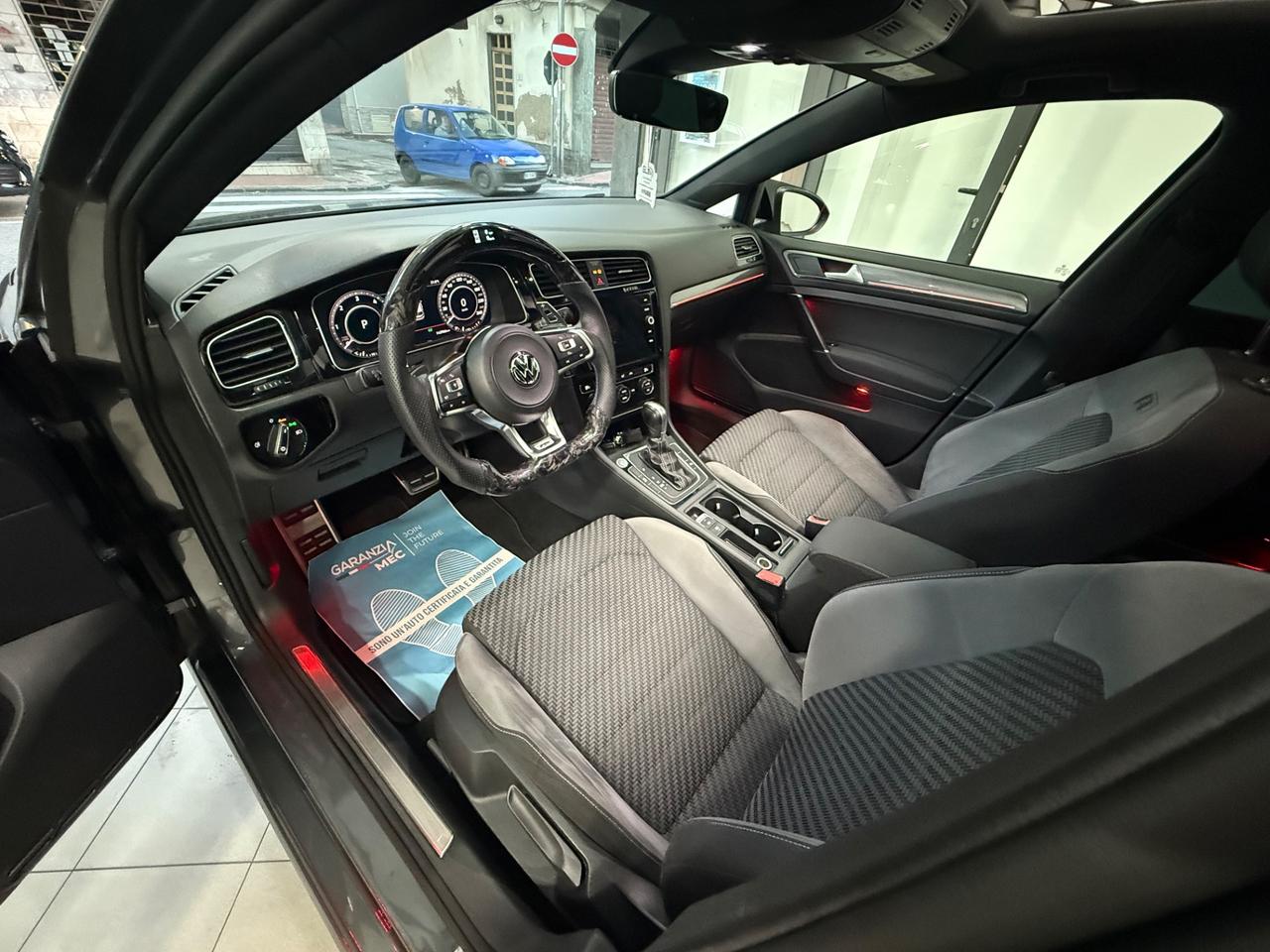 Volkswagen GOLF 1.6 TDI 115 CV DSG SPORT R LINE