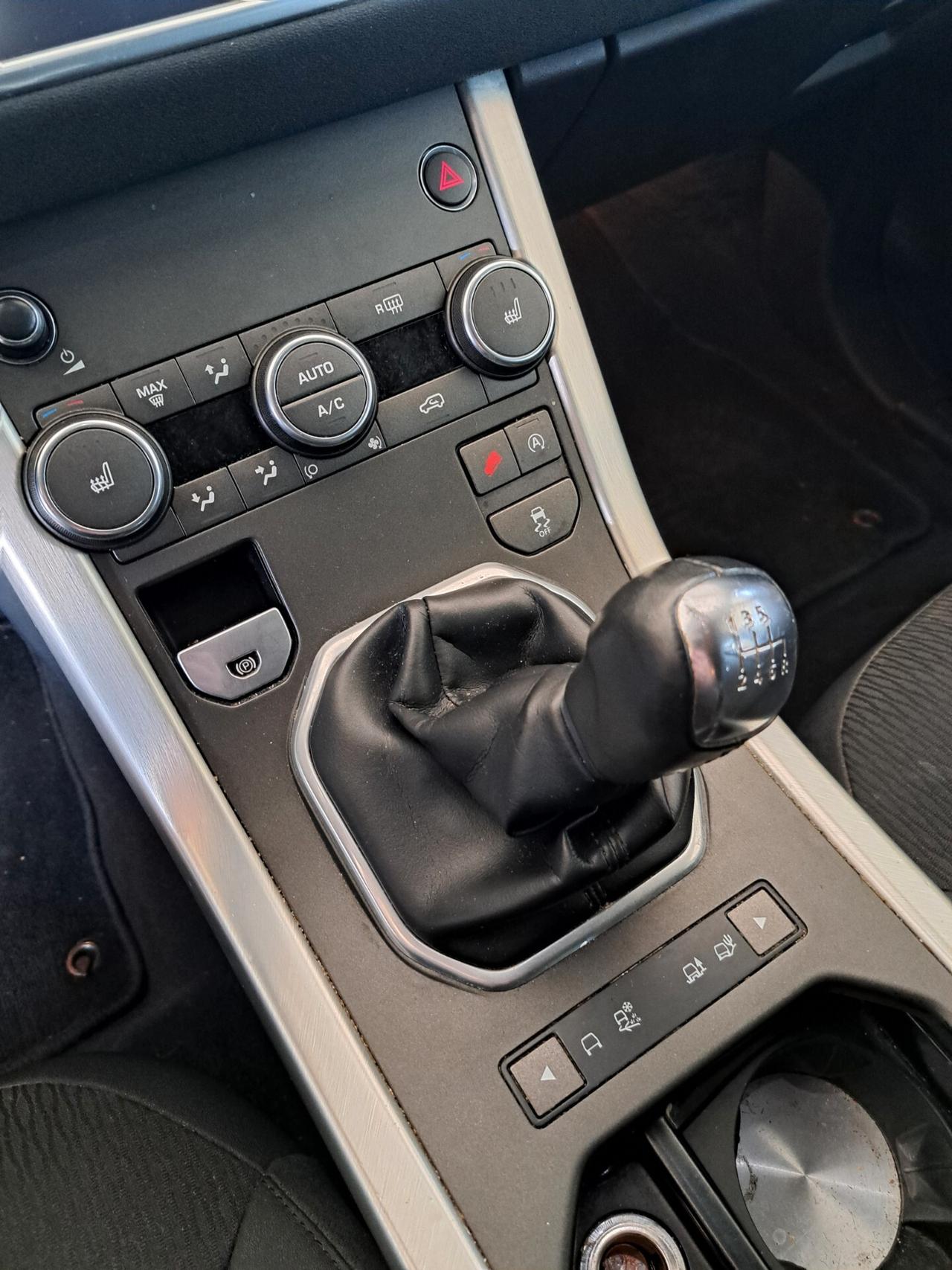 Land Rover Range Evoque 2.0 TD4 150 CV 5p. PURE