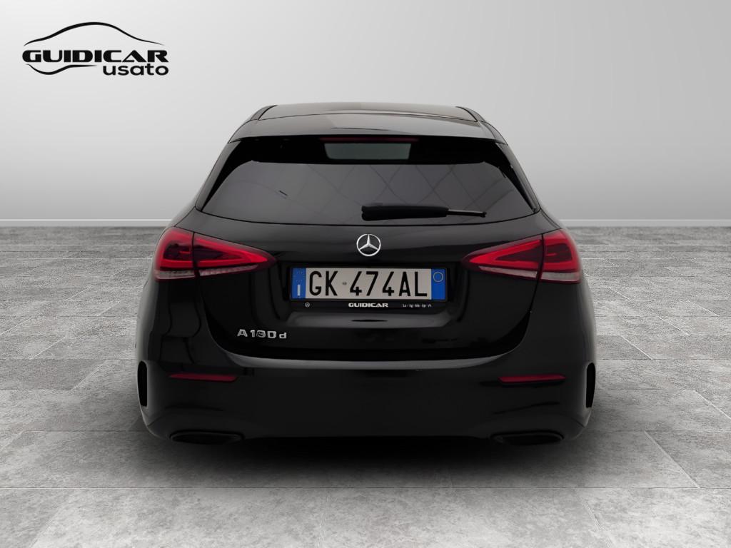 Mercedes-Benz Classe A - W177 2018 - A 180 d Premium Night edition auto