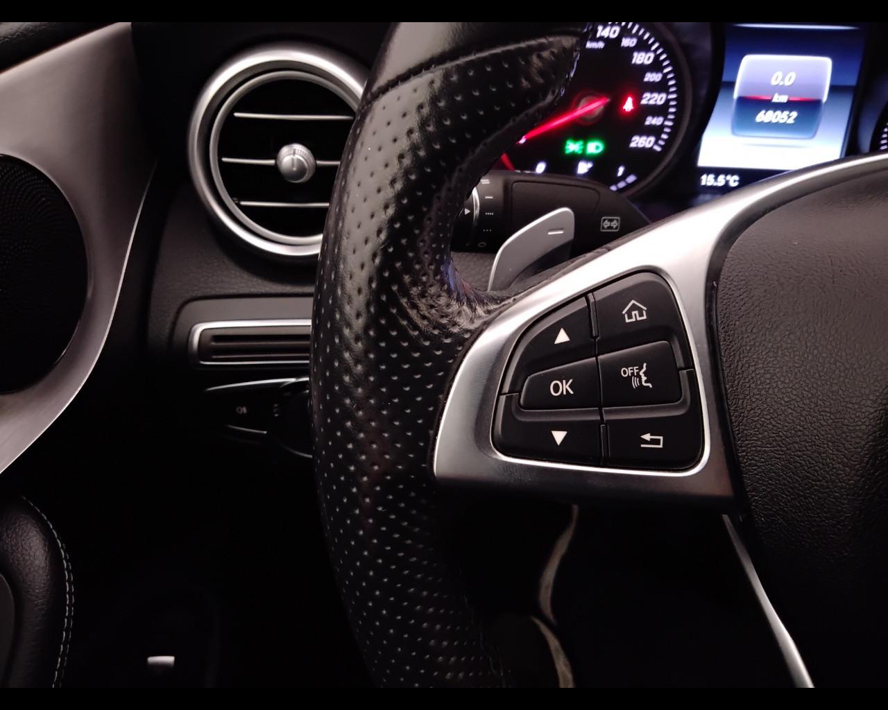 Mercedes-Benz Classe C-A205 2016 Cabrio - C Cabrio 220 d Premium auto