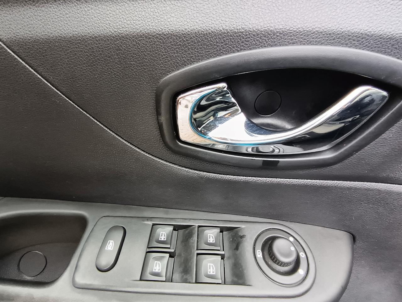 Renault Captur dCi 8V 90 CV EDC Start&Stop Energy Zen