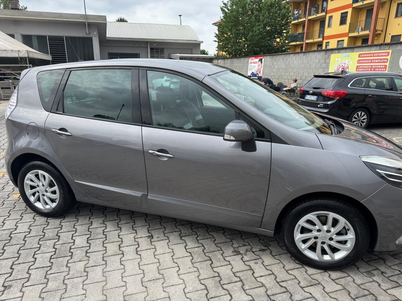 Renault Scenic 1.5 dCi 110CV neopatentato