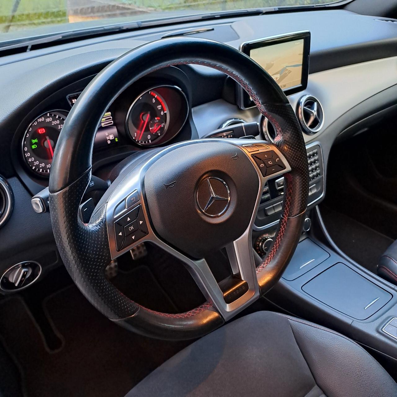 Mercedes GLA UNIPROPRIETARIO Full optional