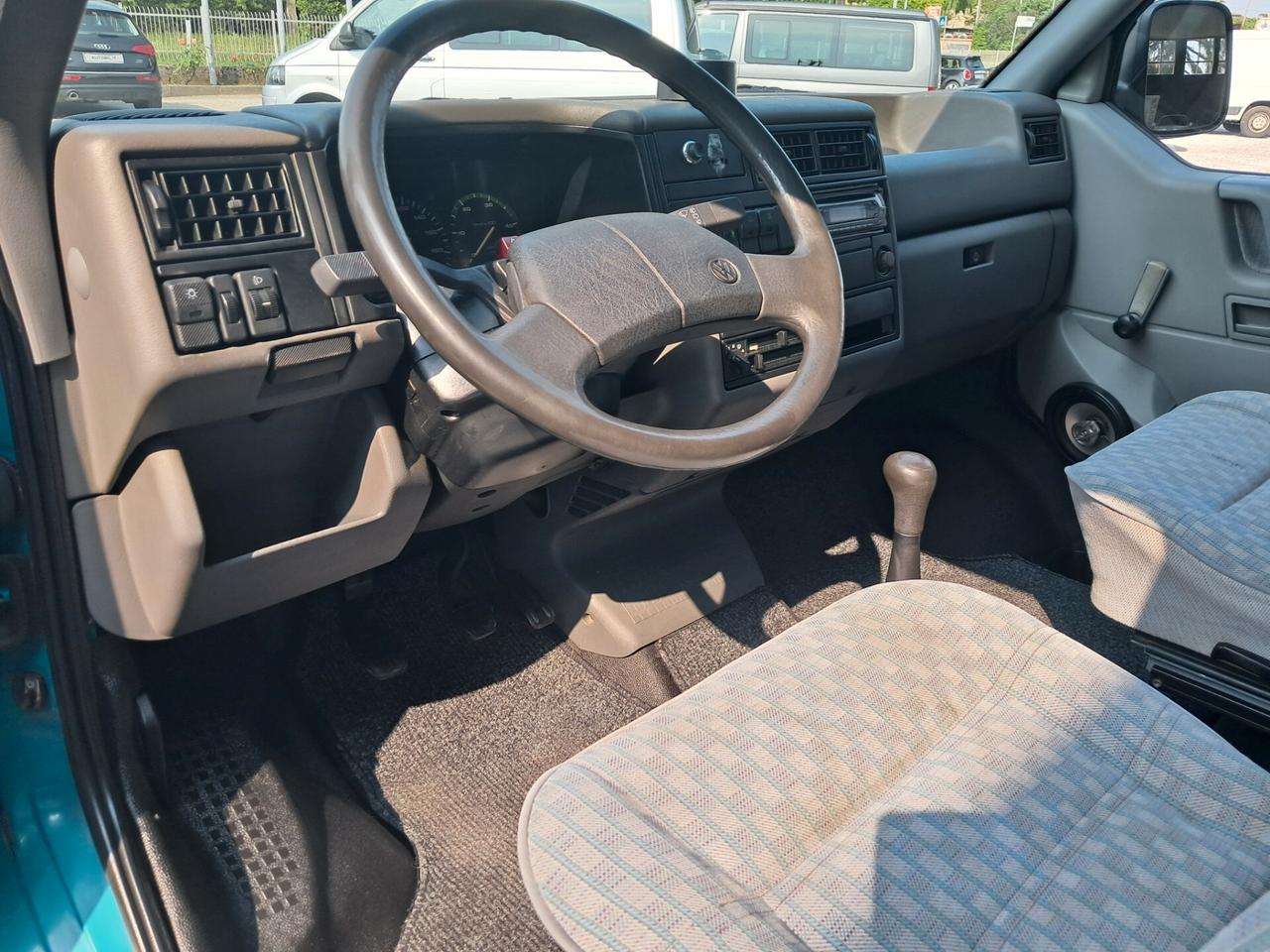 WESTFALIA T4 CALIFORNIA COACH 2.4 DIESEL
