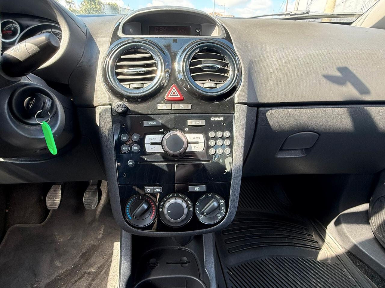 Opel Corsa 1.2 5 porte Cosmo