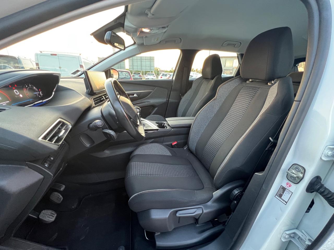 Peugeot 3008 BlueHDi 130 S&S Allure