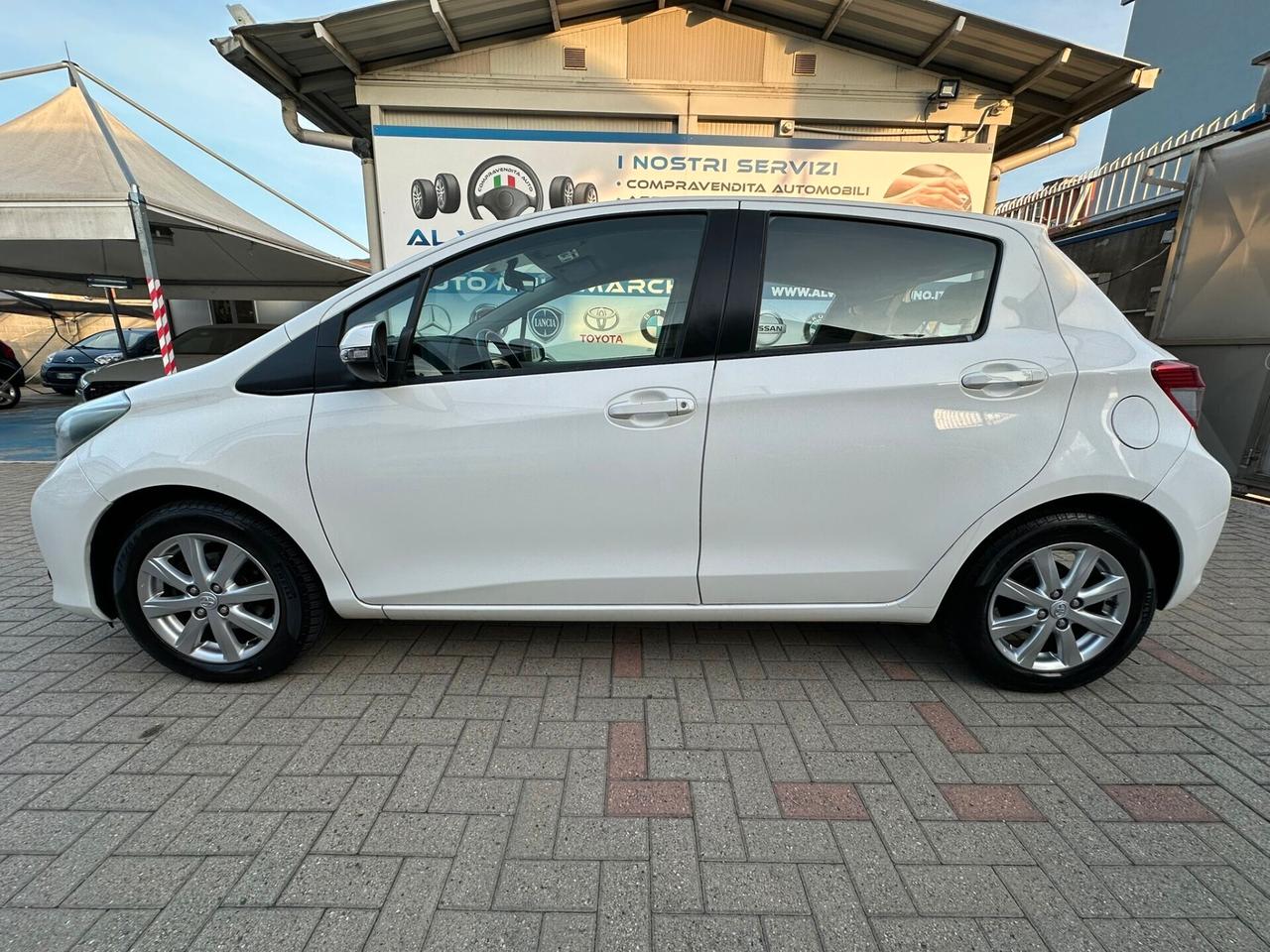 Toyota Yaris 1.0 5 porte Lounge - Unico Proprietario