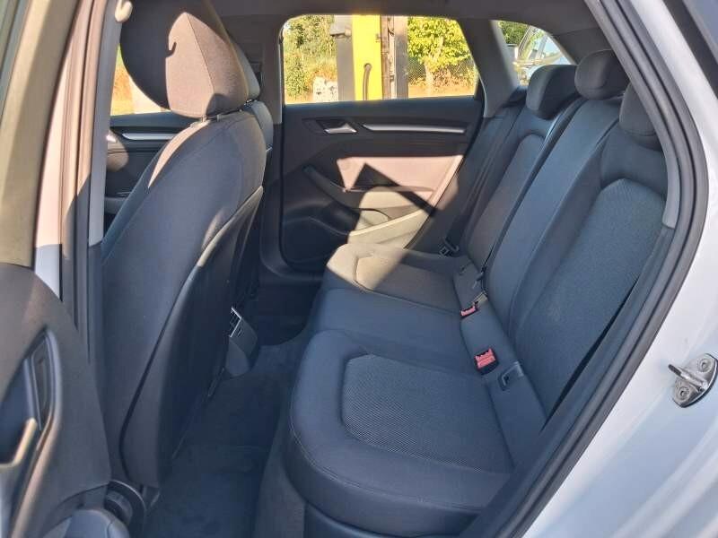 Audi A3 SPB 30 TFSI S tronic Business