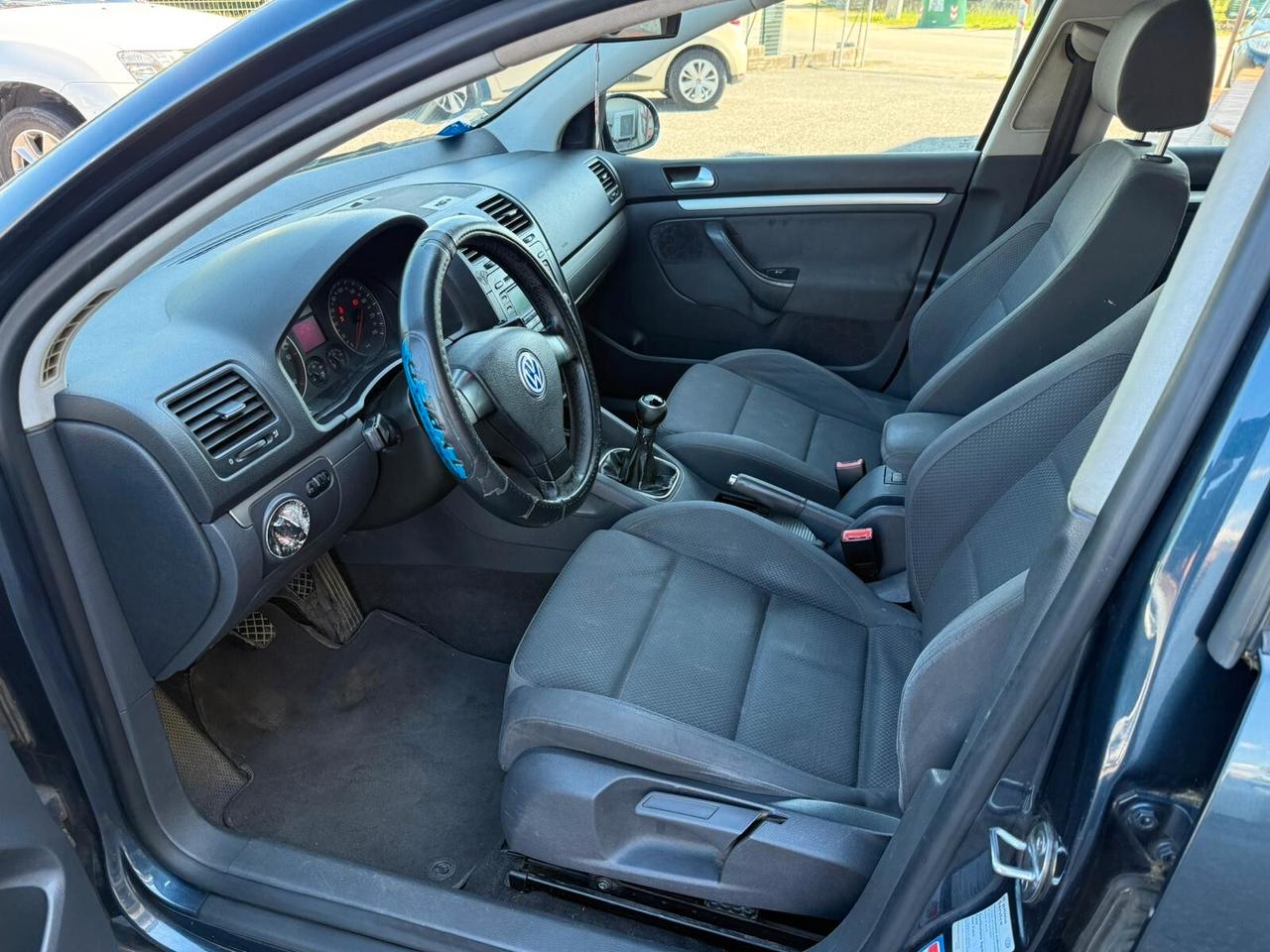 Volkswagen Golf 1.9 TDI 5p. Sportline
