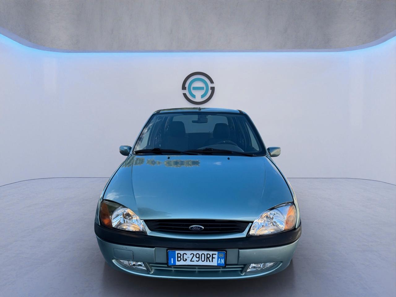 Ford Fiesta 1.2i 16V cat 5 porte Ghia