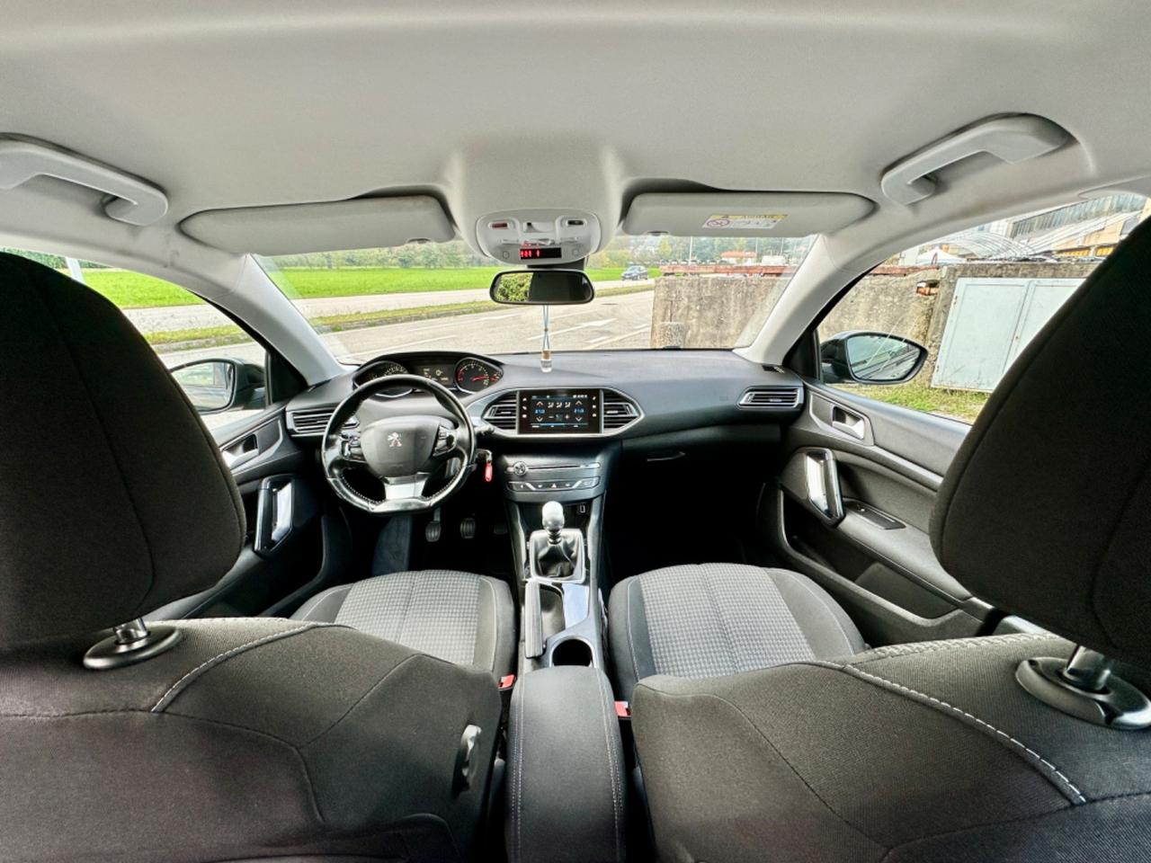 PEUGEOT 308 1.6HDi 2018 - 120CV ALLURE IMPECCABILE OK NEOPATENTATI IVA COMPRESA