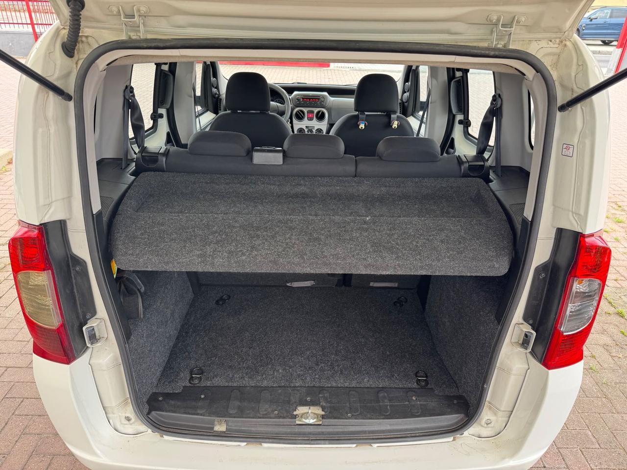Peugeot Bipper Style 1.3 HDI FAP 75 #6382