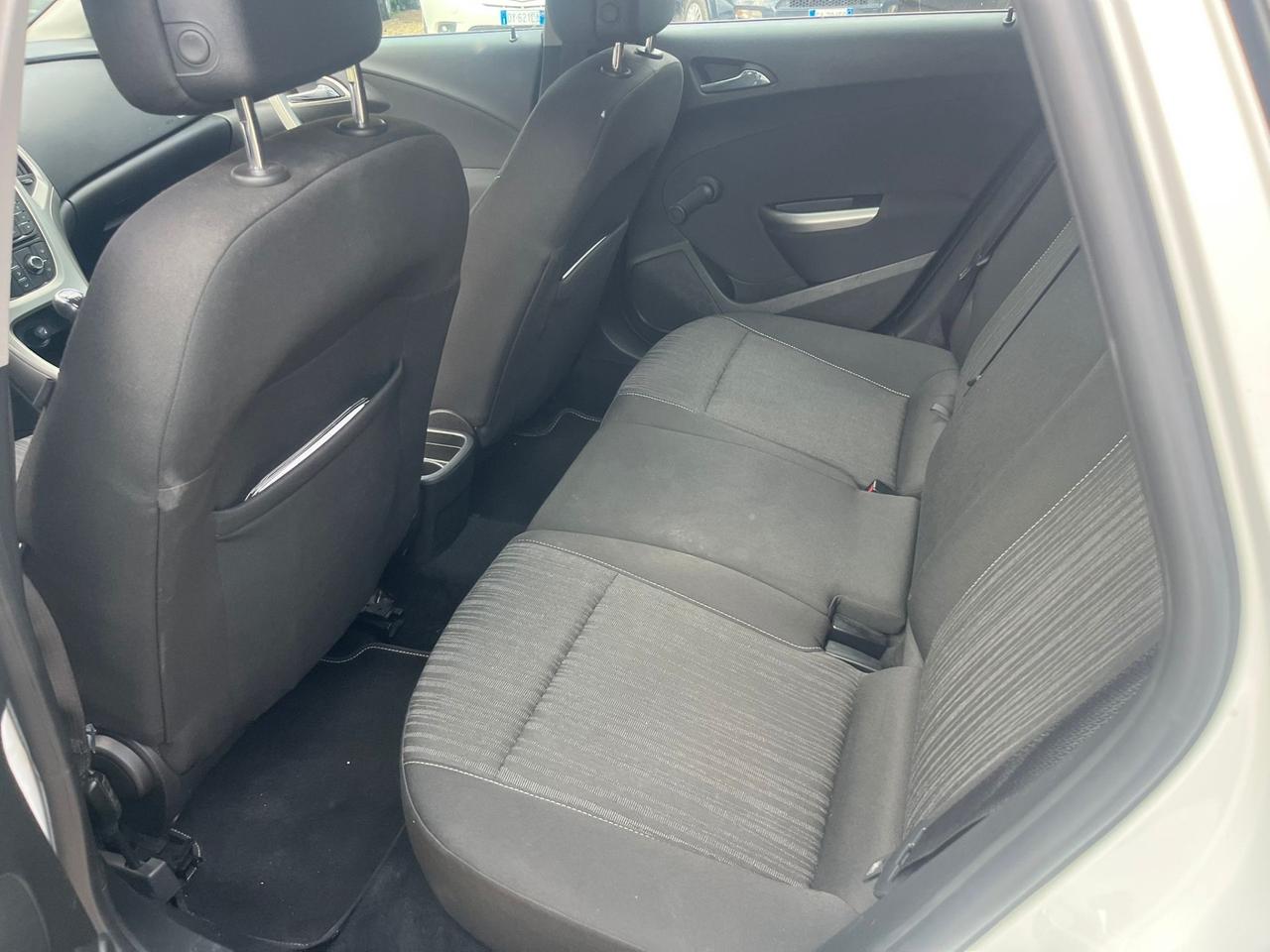 Opel Astra 1.7 CDTI 110CV Sports Tourer Cosmo