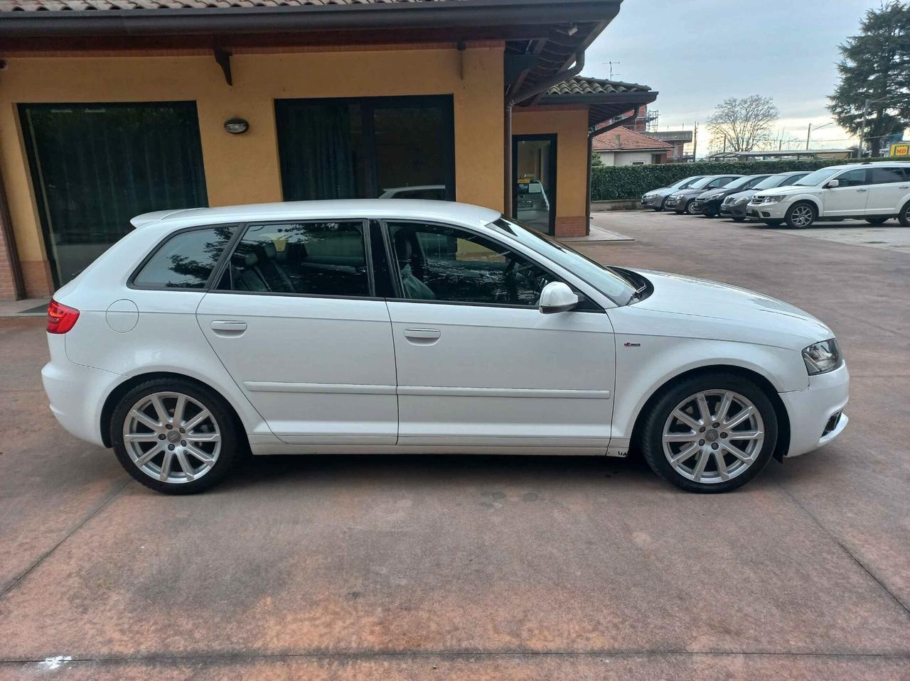 Audi A3 SPB 2.0 TDI 170 CV Allestimento Sline