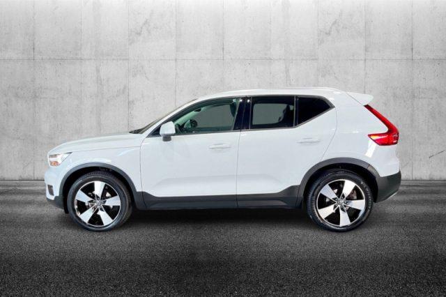 VOLVO XC40 D3 Geartronic Momentum Pro