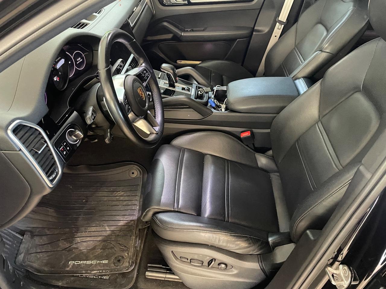 Porsche Cayenne 3.0 V6 Platinum Edition