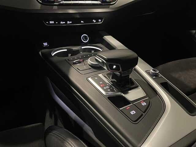 Audi A4 2.0 TDI 163 CV S tronic Business Evolution