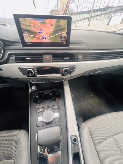 Audi A4 Avant 35 TDI S tronic line edition