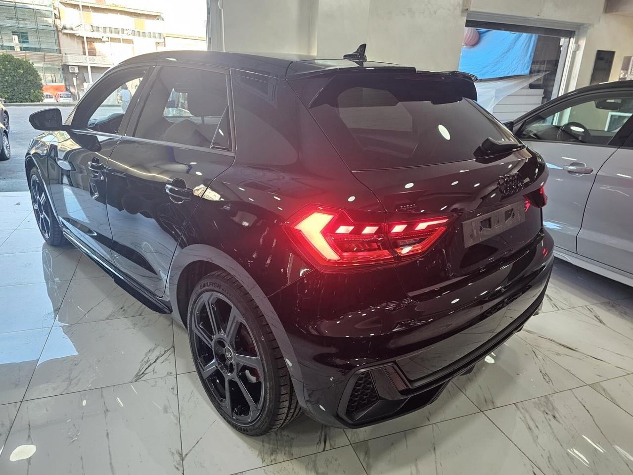 NUOVA AUDI A1 SPORTBACK S-LINE BLACK LINE 30 TFSI 116CV S-TRONIC