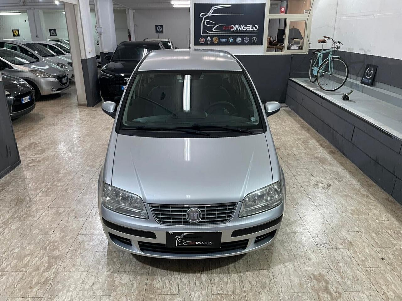 Fiat Idea 1.4 16V S&S Emotion