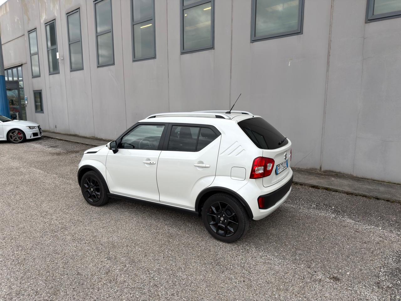 Suzuki Ignis 1.2 Dualjet iTop AGS