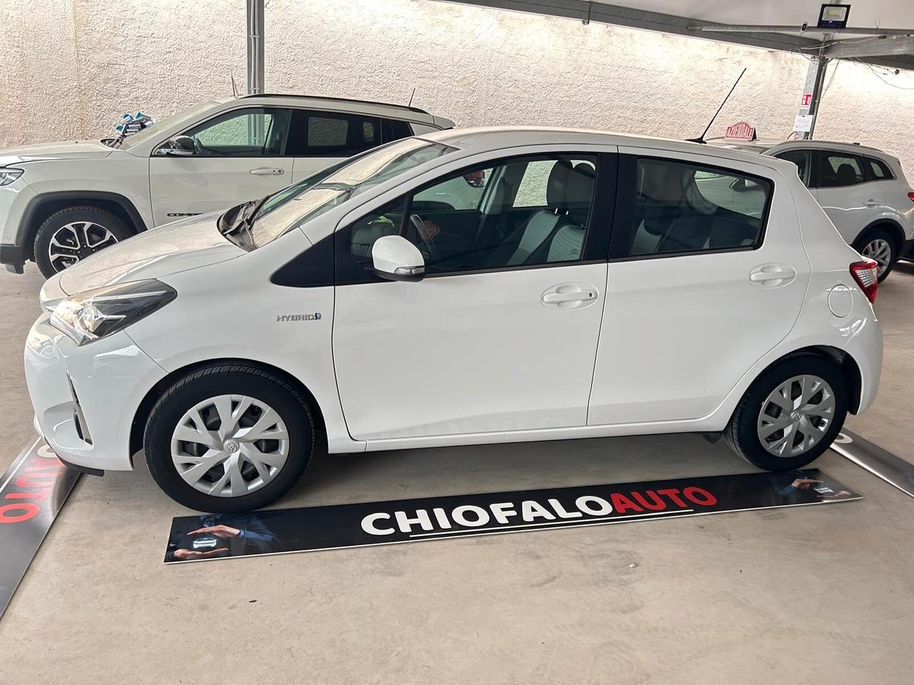Toyota Yaris 1.5 Hybrid 5 porte Business
