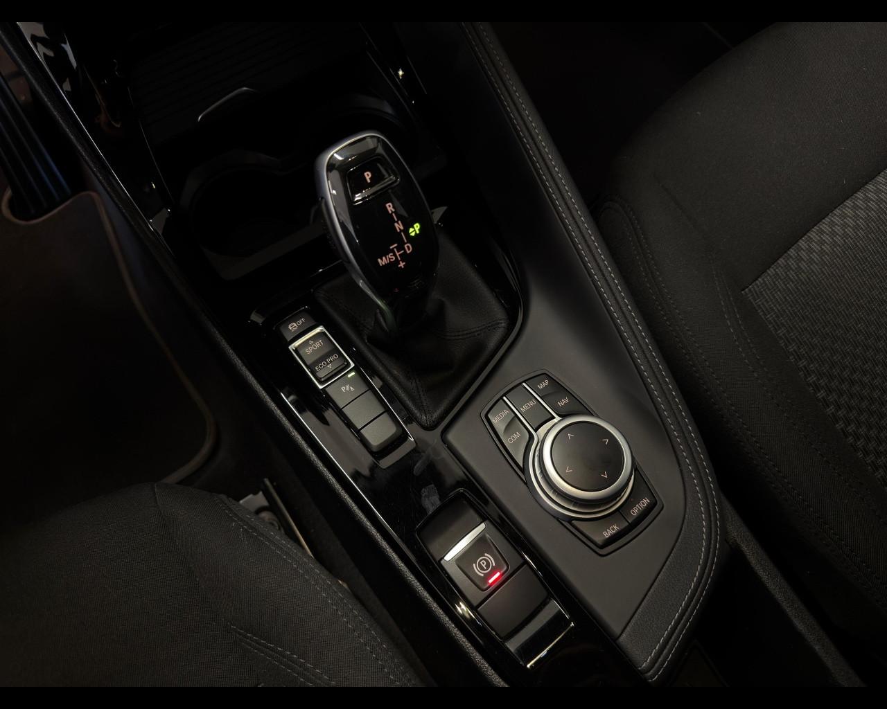 BMW X2 (F39) - X2 sDrive18i Business-X