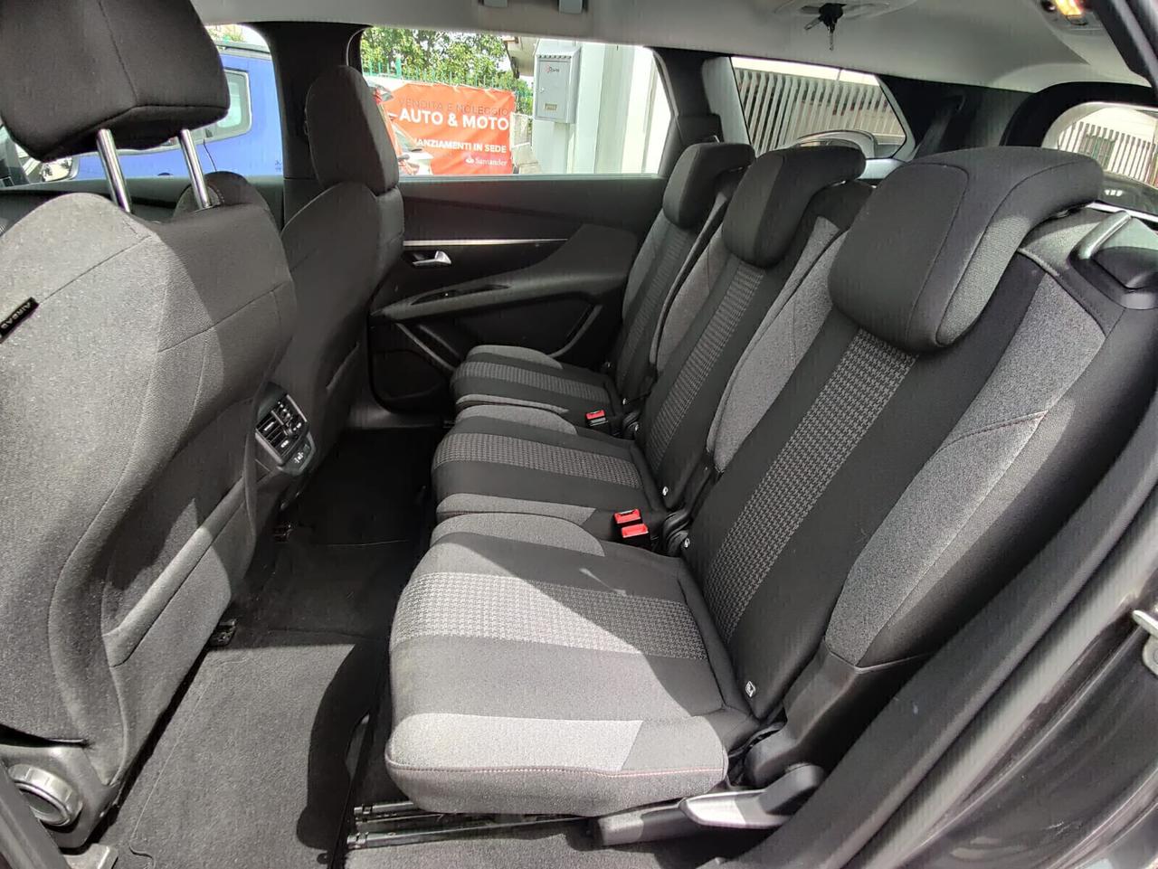 Peugeot 5008 BlueHDi 130 S&S EAT8 Active Business