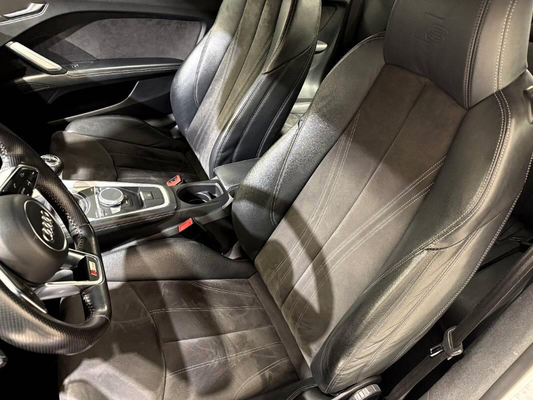 Audi TT Coupé 2.0 tfsi S line