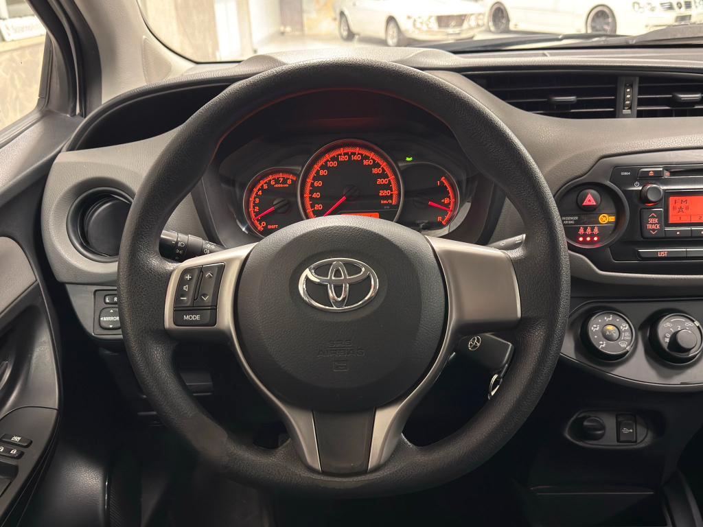 Toyota Yaris 5 Porte Yaris 5p 1.0 Trend White Edition