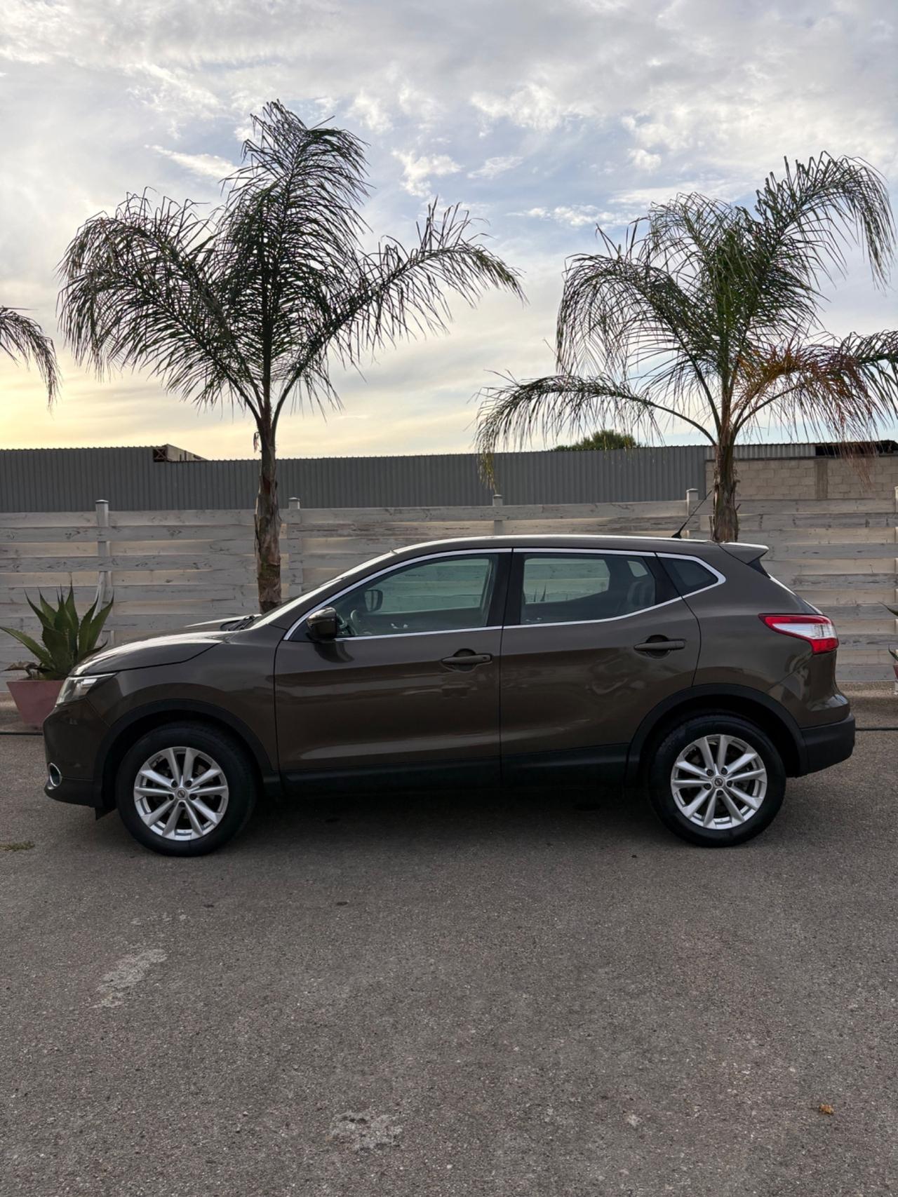 Nissan Qashqai 1.5 dCi zero lavori da eseguire in pronta consegna