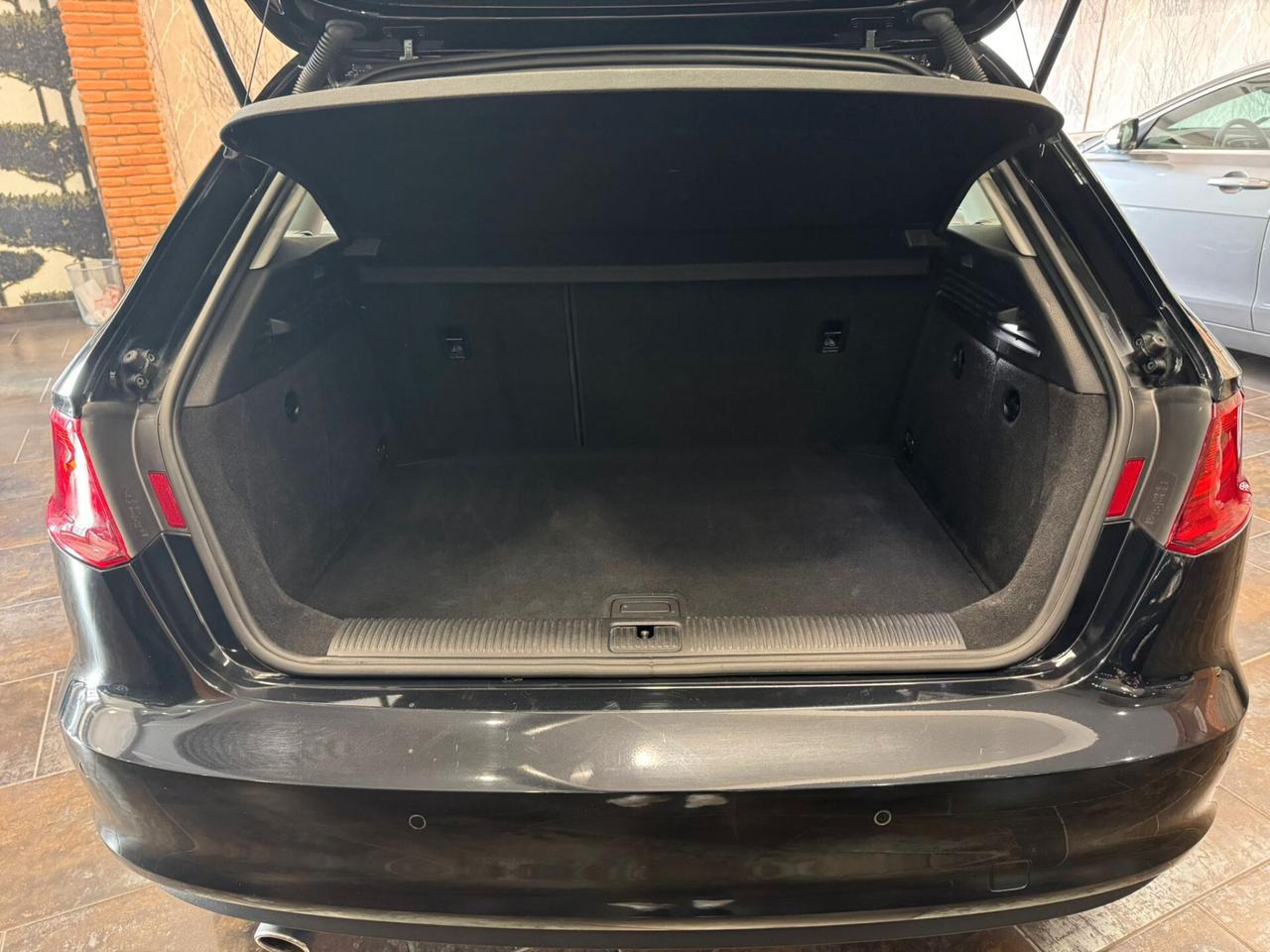 Audi A3 1.6 TDI clean diesel S tronic Business