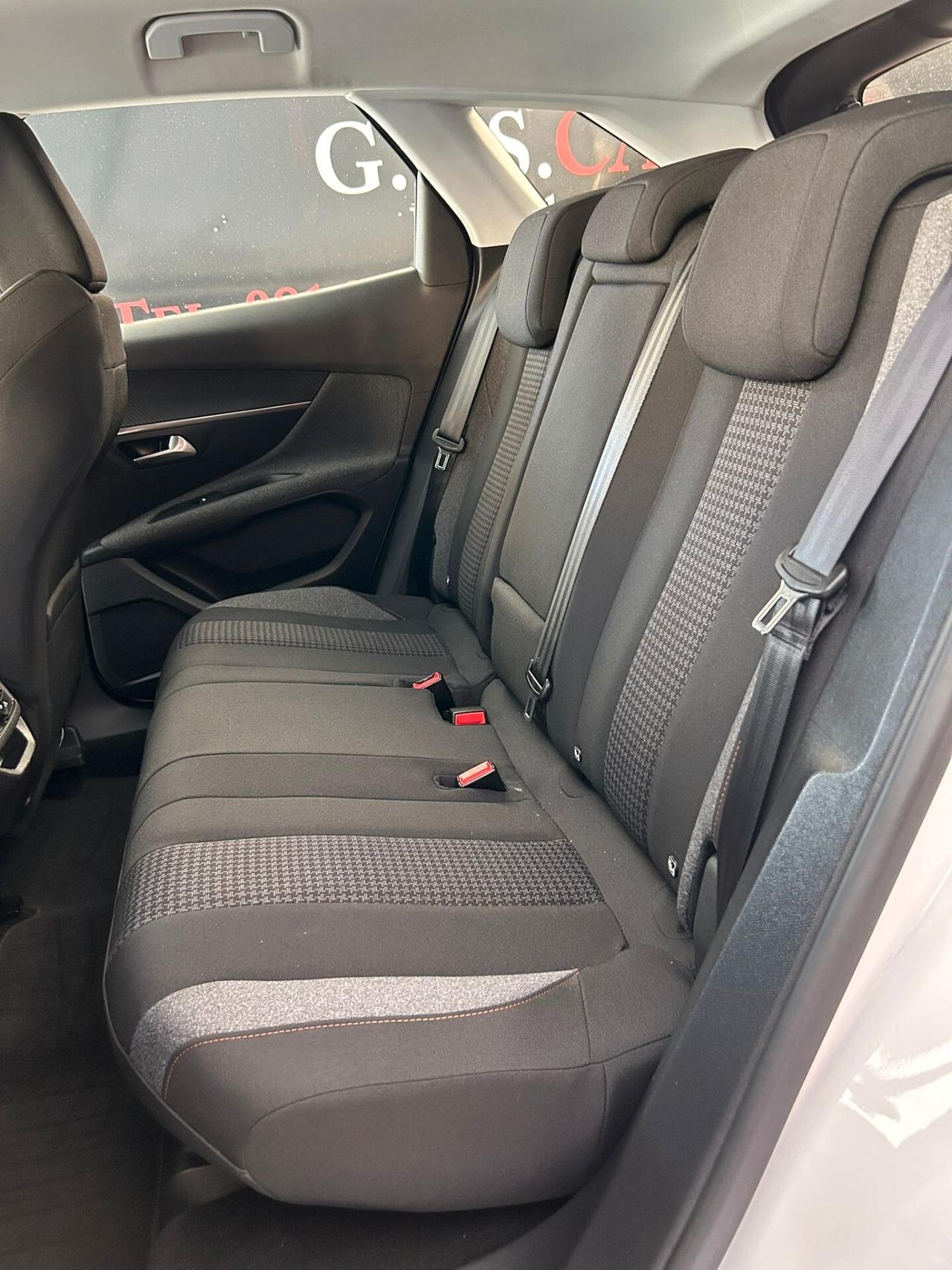 Peugeot 3008 BlueHDi 130 S&S EAT8 Active