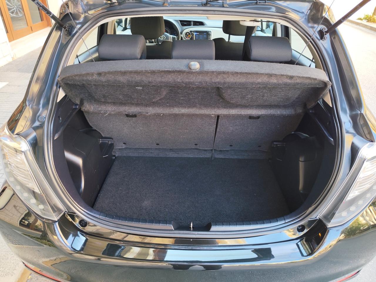 Toyota Yaris 1.5 Hybrid 75CV Lounge PERFETTA