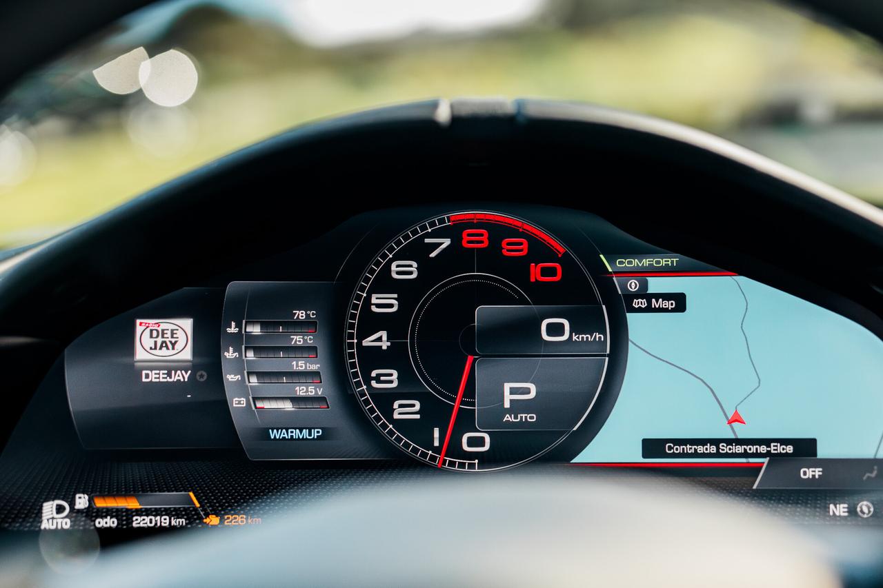 Ferrari Roma pari al nuovo PERMUTE 3.9 620 CV full stupenda garanzia ferrari