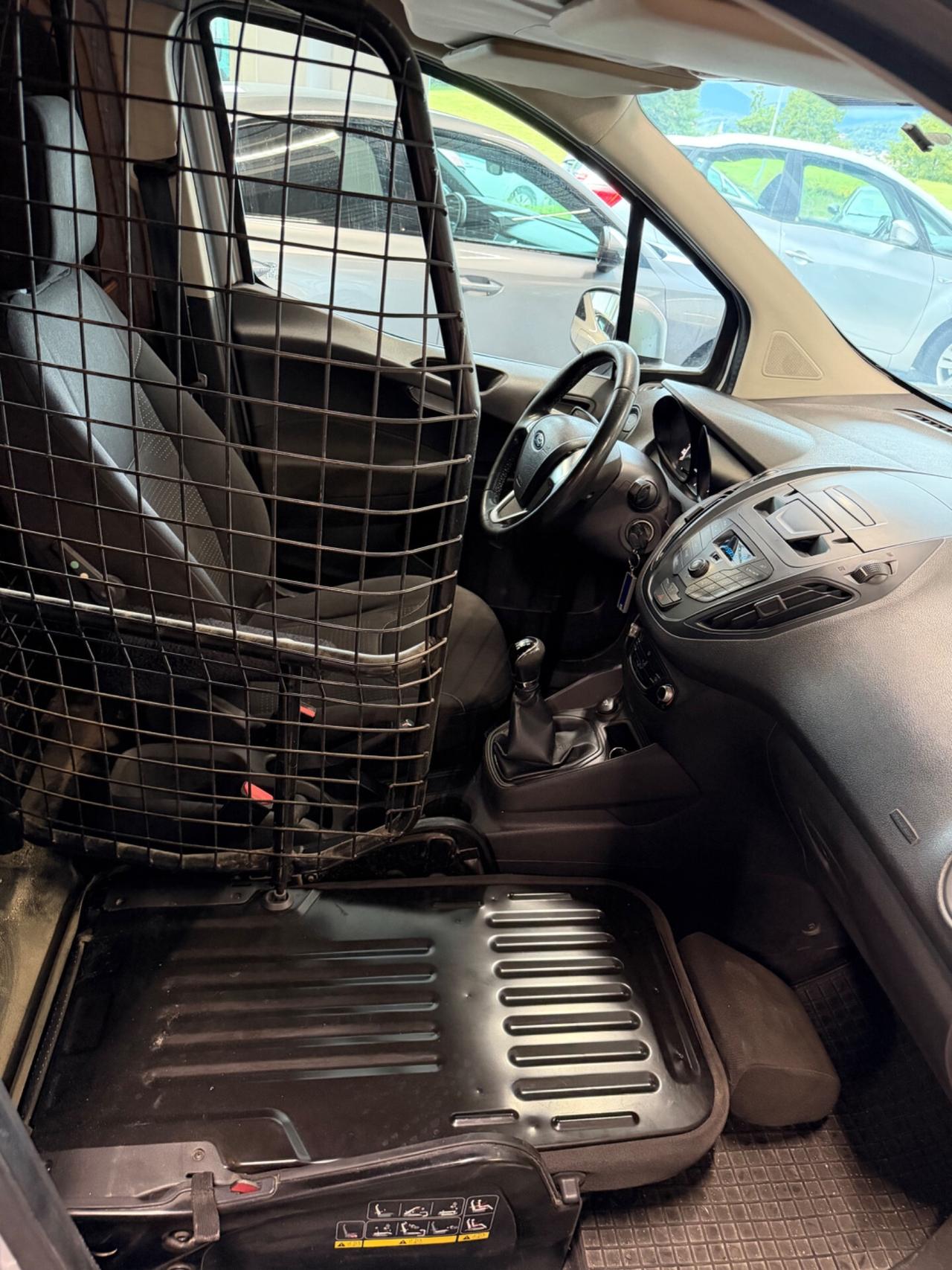 Ford Transit Courier 1.5 TDCi 75CV Van Entry