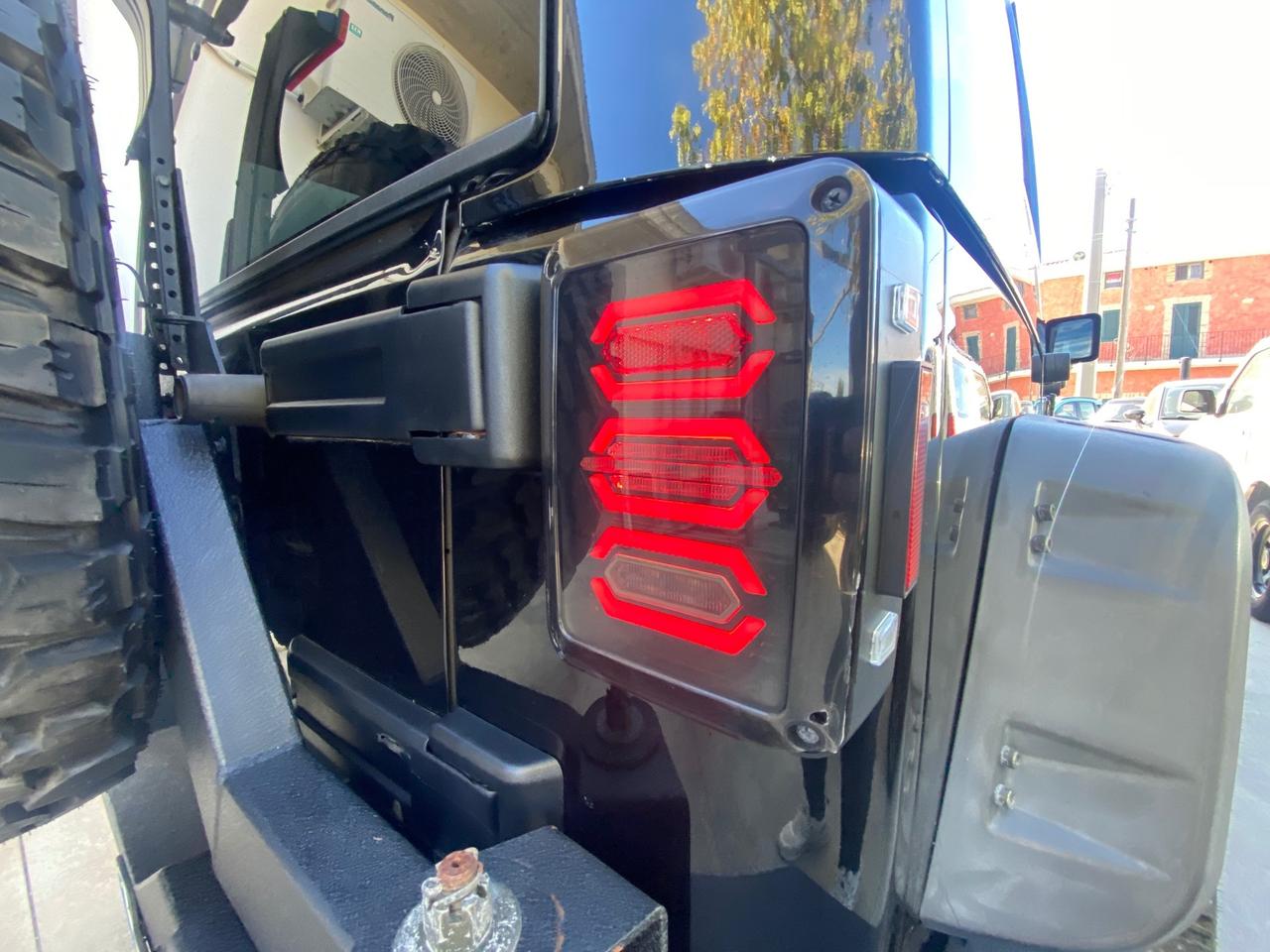 Jeep Wrangler Unlimited 2.8 CRD DPF Rubicon Auto 200cv