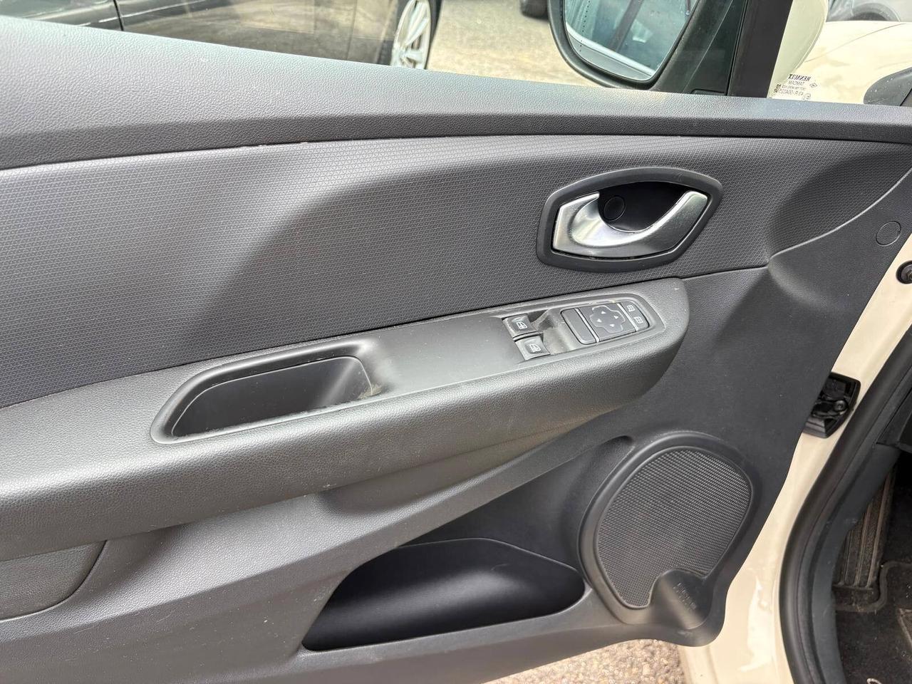 Renault Clio TCe 12V 90 CV GPL Start&Stop 5 porte Energy Zen