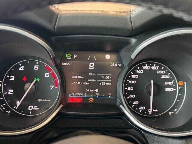 Alfa Romeo Stelvio 2.0 Turbo 280 CV AT8 Q4 Ti