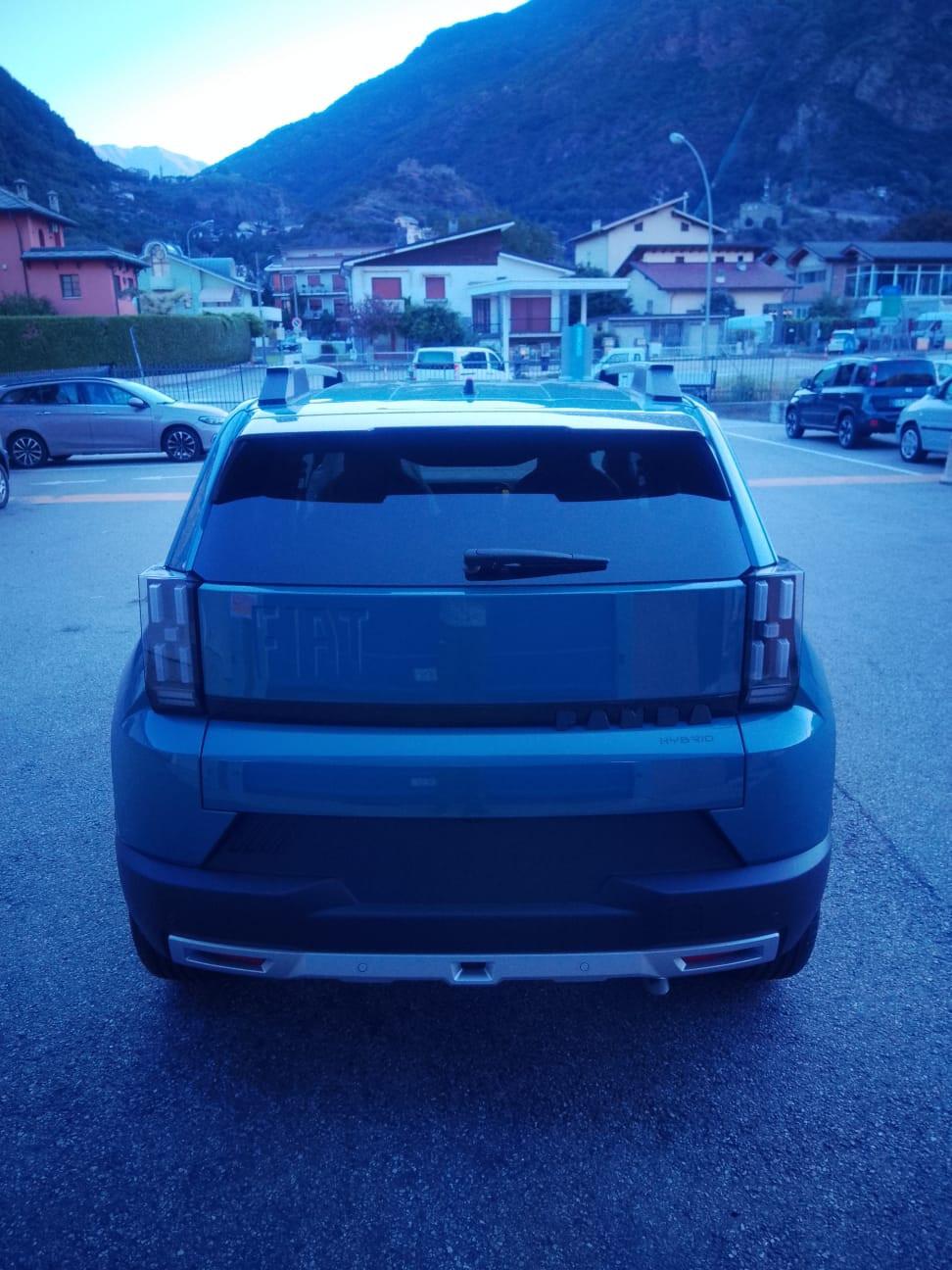 Fiat Grande Panda 1.2 Hybrid 110 CV S&S La Prima