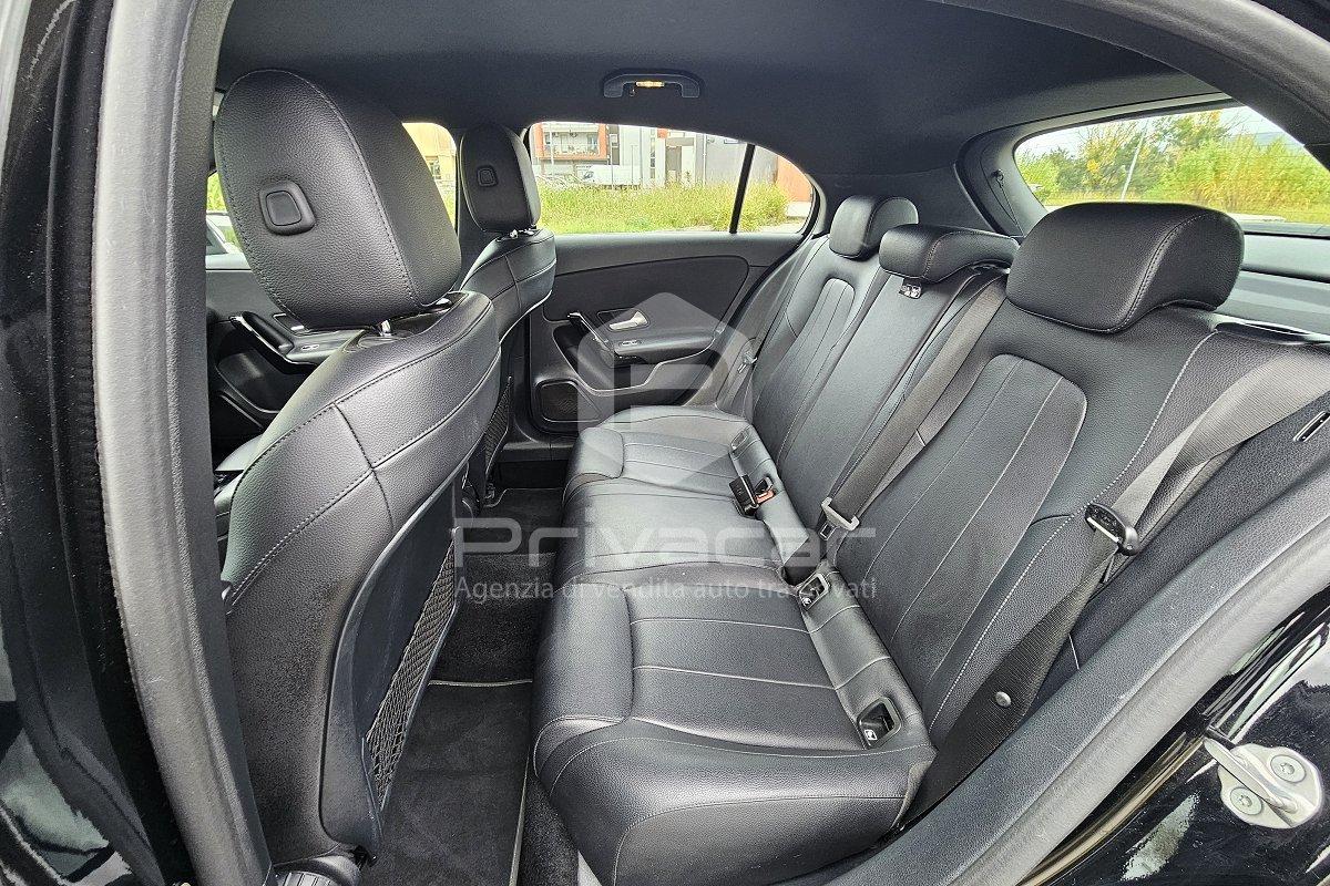 MERCEDES A 180 d Automatic Business Extra