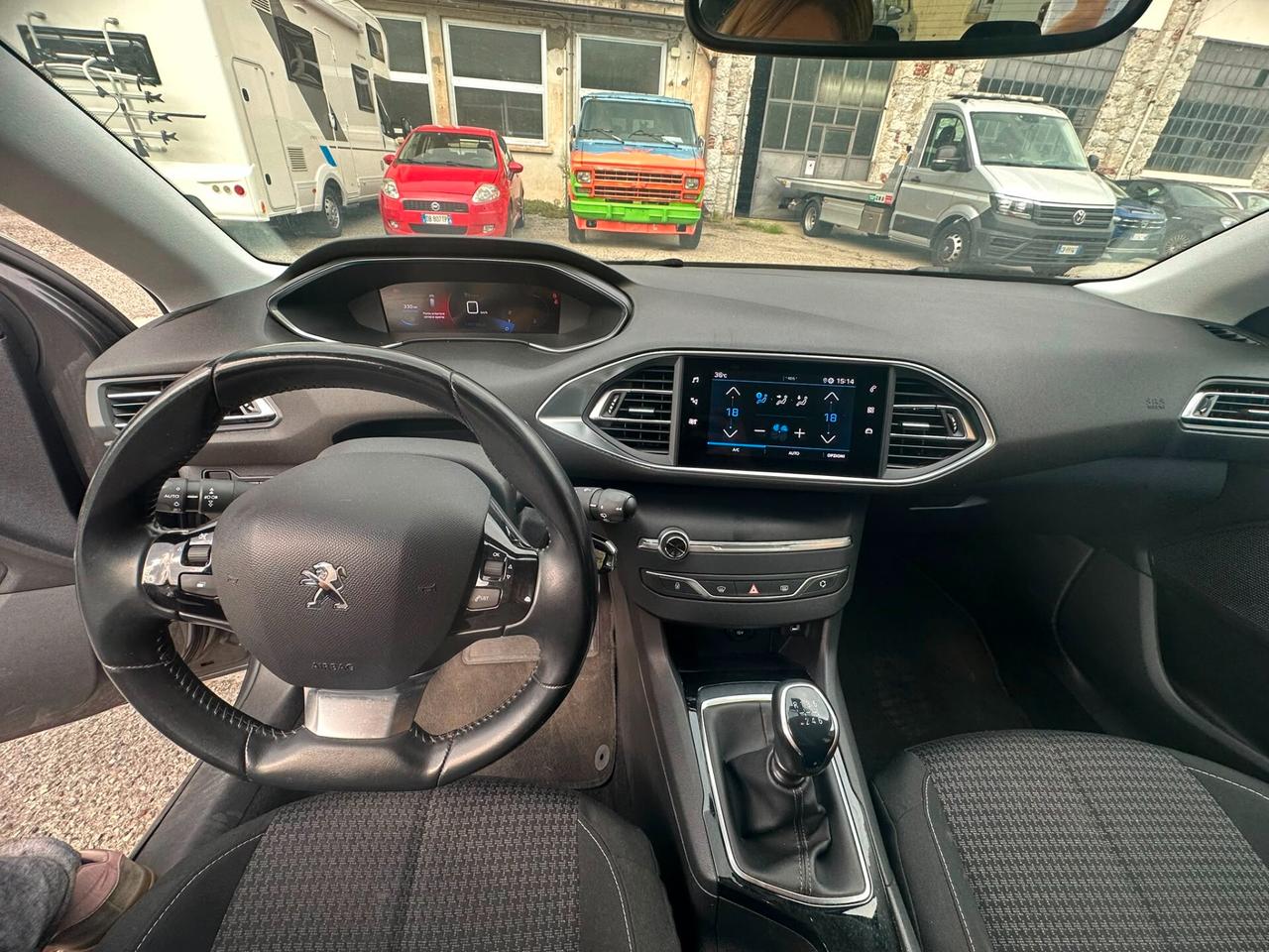 Peugeot 308 BlueHDi 130 S&S Active