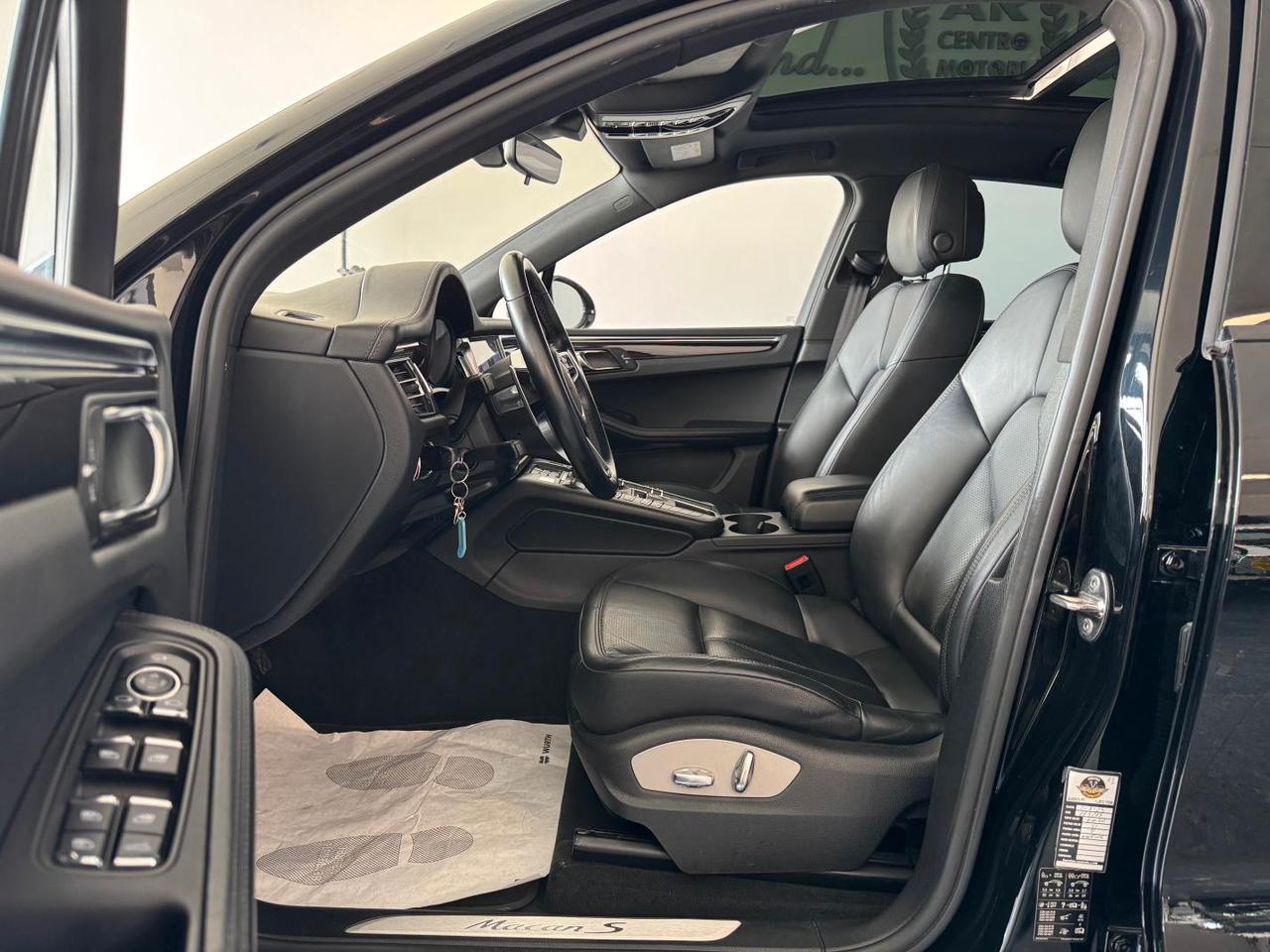 Porsche Macan 3.0 S 354cv pdk Tetto 21" Chrono Full