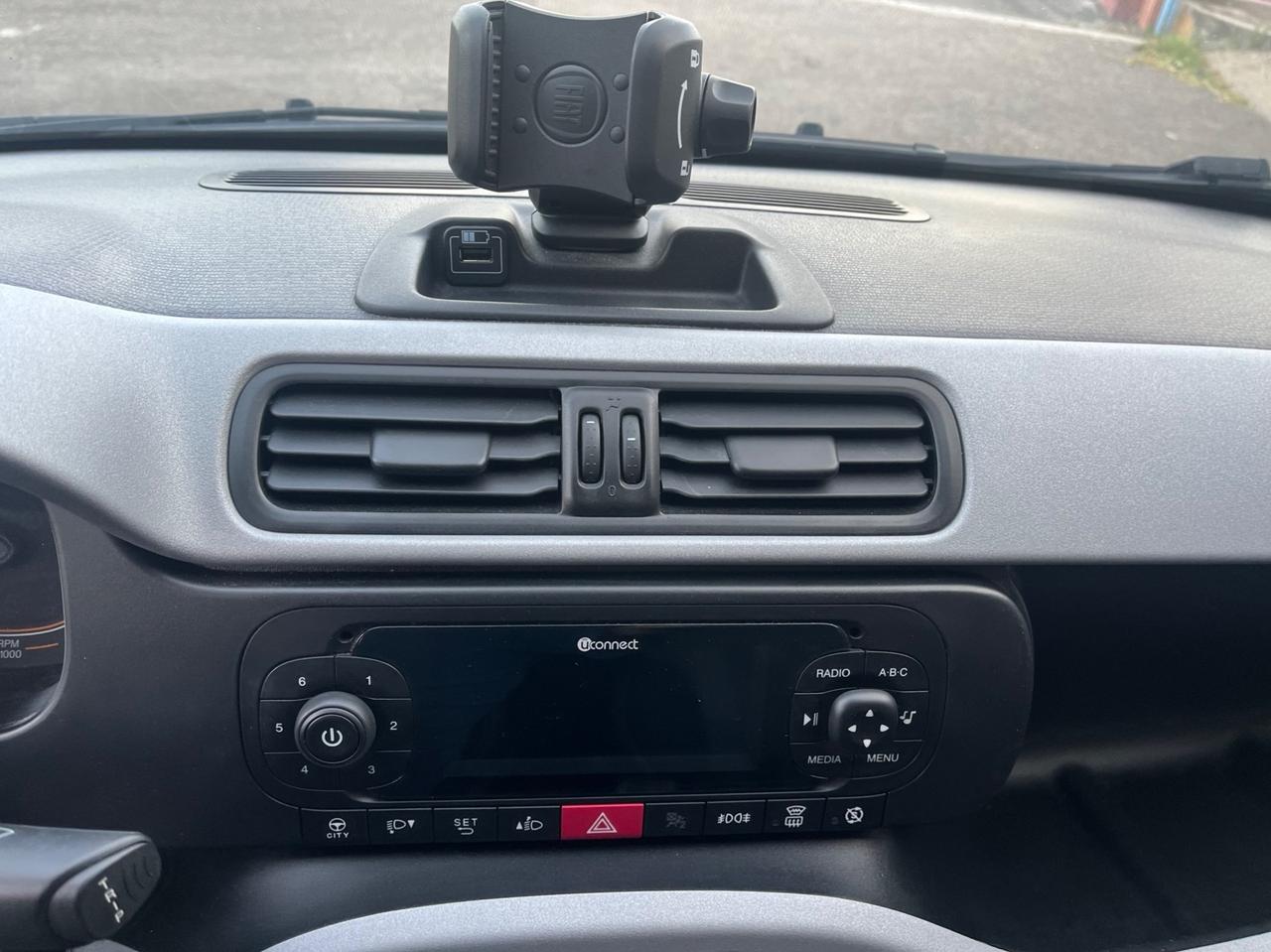 Fiat Panda 1.2 City Cross-solo km 38700-