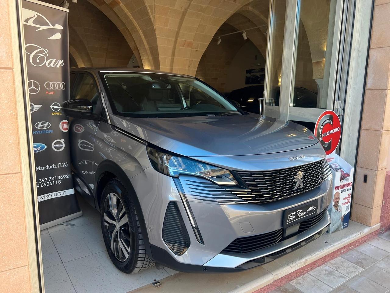 PEUGEOT 3008 ALLURE 1.5 130CV PELLE NAVI CAM ANNO 2022