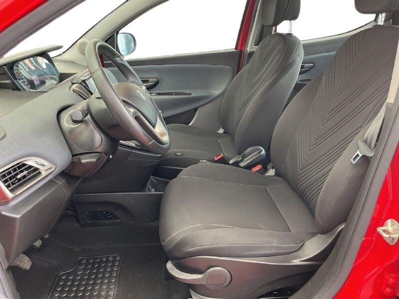 Lancia Ypsilon III 2021 1.0 firefly hybrid Gold s&s 70cv