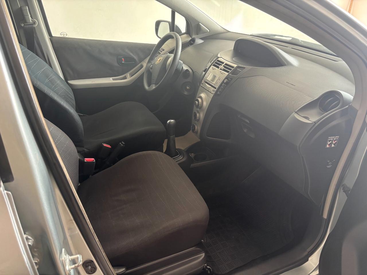 Toyota Yaris 1.0 PERFETTA